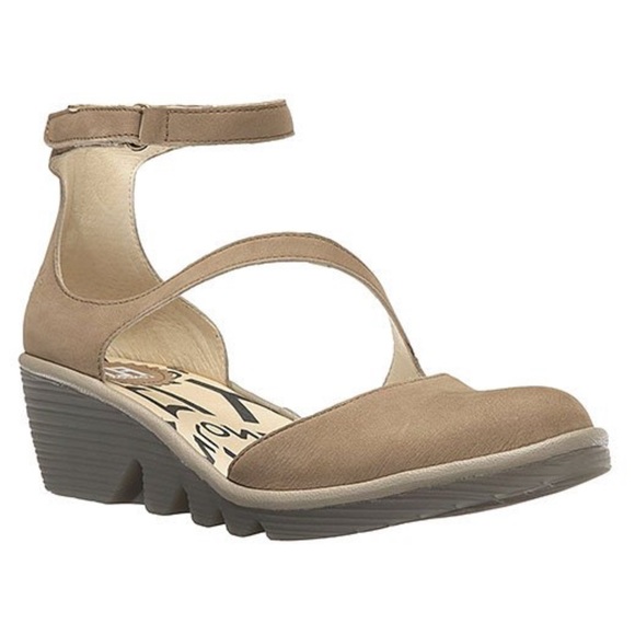 Fly London Wedge - Picture 2 of 9